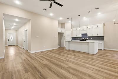 5500 Vesta Farley Road, Fort Worth TX 76119 - Photo 4