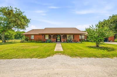1642 Salesville Road, Mineral Wells TX 76067