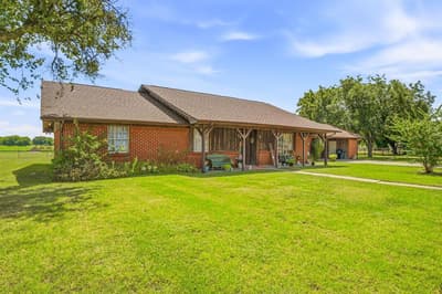 1642 Salesville Road, Mineral Wells TX 76067 - Photo 5