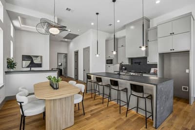 412 Avenue L, Dallas TX 75203