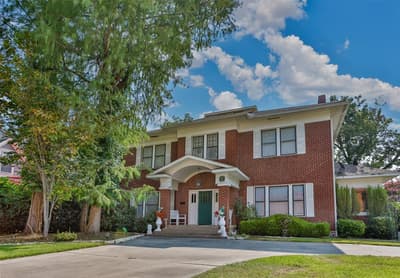 1118 S Lindsay Street, Gainesville TX 76240