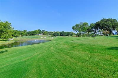 103 W Northgate Drive, Irving TX 75062 - Photo 4