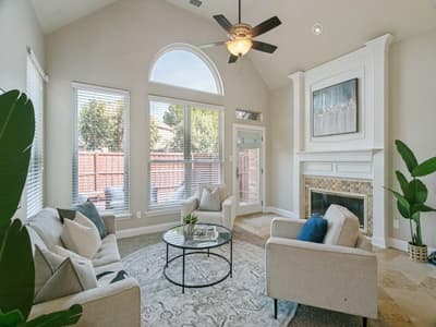 8605 Wellington Point Drive, Irving TX 75063 - Photo 2