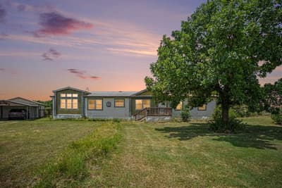 220 Barker Road, Ennis TX 75119