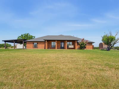 601 County Road 3525, Paradise TX 76073 - Photo 2