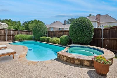 7710 Sweetgum Drive, Irving TX 75063 - Photo 2