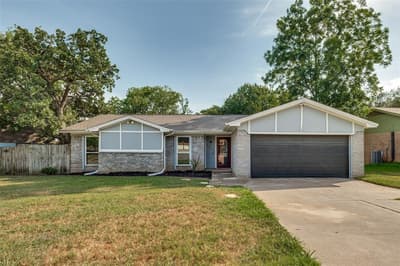 3217 Meadow Wood Lane, Bedford TX 76021