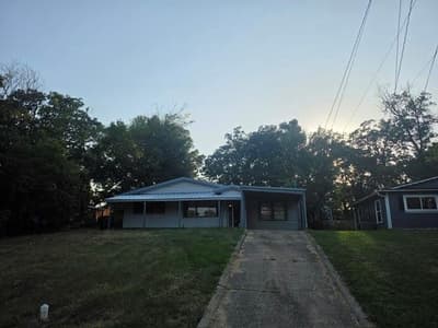 1011 Park Drive, Denison TX 75020