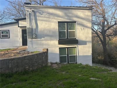308 N 9th Street, Gatesville TX 76528 - Photo 2