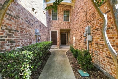 9878 Wake Bridge Drive, Frisco TX 75035 - Photo 3