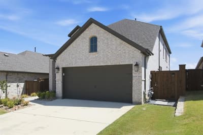 201 Pintail Lane, Rhome TX 76078 - Photo 2
