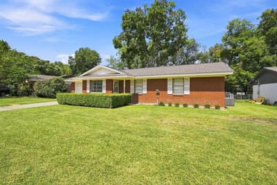 1420 Austin Drive, Ennis TX 75119