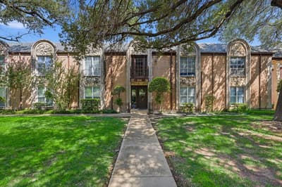 4102 Ridglea Country Club Drive # 1501, Fort Worth TX 76126 - Photo 2