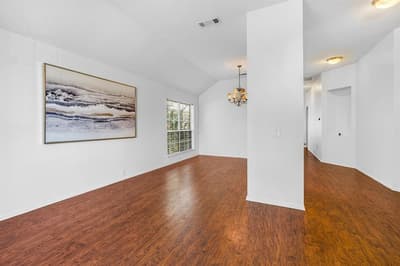 334 Touchdown Drive, Irving TX 75063 - Photo 4