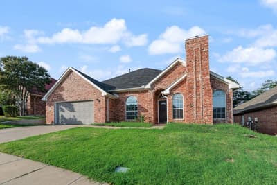 1412 Melody Lane, Carrollton TX 75006 - Photo 3