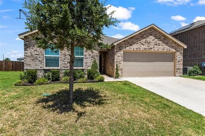 4652 Benham Drive, Fort Worth TX 76036 - Photo 3