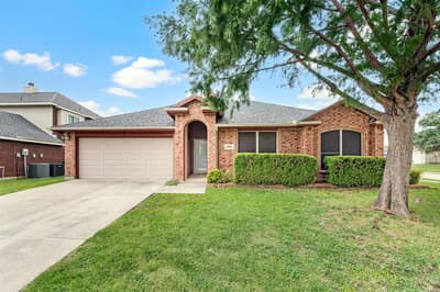 4700 Woodhaven, Haltom City TX 76137