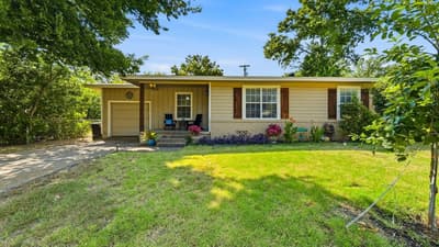 1305 S Lamar Street, Weatherford TX 76086 - Photo 2