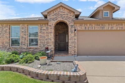 1216 Larkspur Lane, Cleburne TX 76033 - Photo 5
