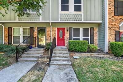 177 Merlin Way, Euless TX 76039 - Photo 4