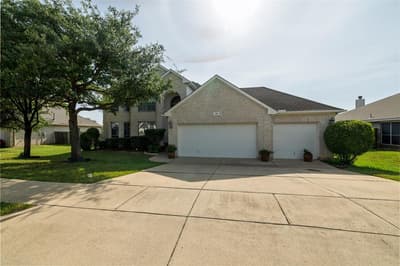 45 Beechcreek Drive, Edgecliff Village TX 76134