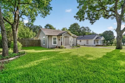805 Houston Street, Arlington TX 76012 - Photo 2