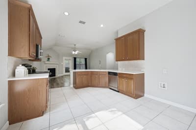 1351 Clearwater Drive, Grand Prairie TX 75052 - Photo 5