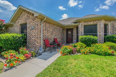 2937 Mayfair Lane, Lancaster TX 75134