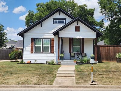 607 Dr Martin Luther King Jr Boulevard, Waxahachie TX 75165