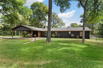 232 PR 3666, China Spring TX 76633 - Photo 2