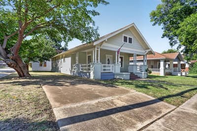 1201 W Arlington Avenue, Fort Worth TX 76110 - Photo 2