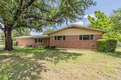 6721 Cylinda Sue Circle, North Richland Hills TX 76180 - Photo 2