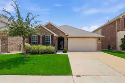1045 Twisting Ridge Terrace, Fort Worth TX 76052