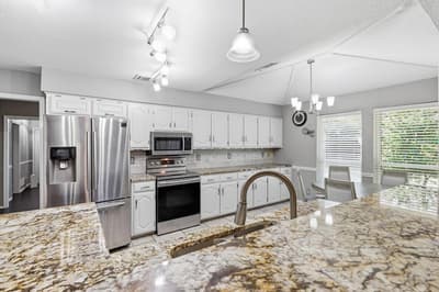 629 Park Lane, Highland Village TX 75077 - Photo 2