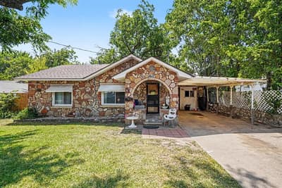 1617 Yale Street, River Oaks TX 76114
