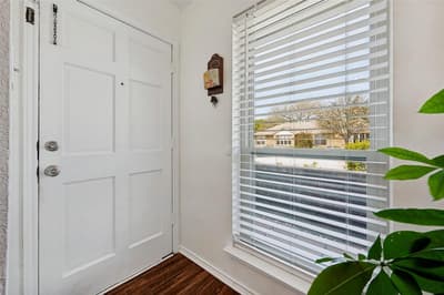 109 Hickory Springs Drive, Euless TX 76039 - Photo 5