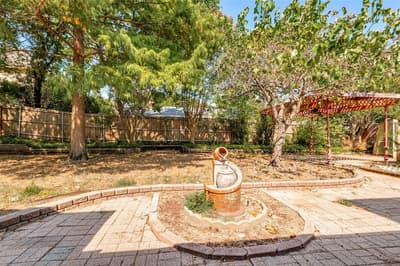 9015 Hunters Glen Trail, Fort Worth TX 76120 - Photo 5