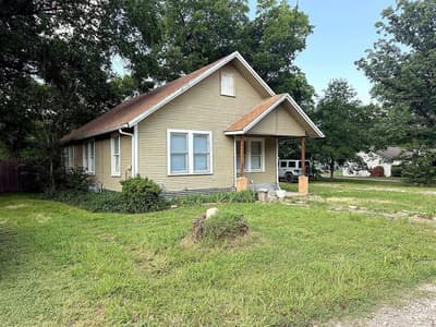 620 W 12th Street, Bonham TX 75418 - Photo 2