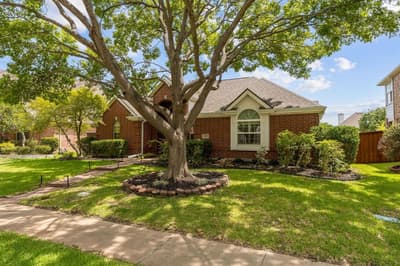 320 Andre Drive, Irving TX 75063 - Photo 2