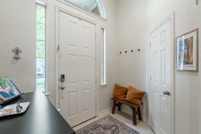 320 Andre Drive, Irving TX 75063 - Photo 5