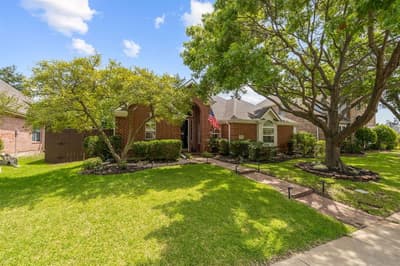 320 Andre Drive, Irving TX 75063 - Photo 4