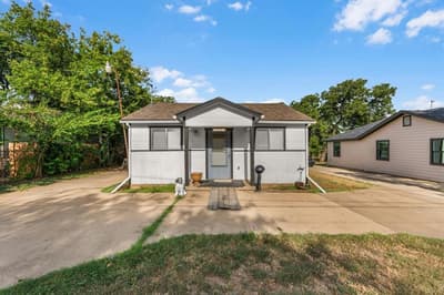 1828 Arch Street, Fort Worth TX 76105