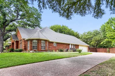 410 Longfellow Drive, Highland Village TX 75077 - Photo 4