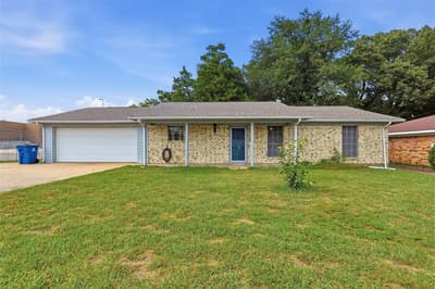 108 Brenda Dr., Mount Pleasant TX 75455 - Photo 3