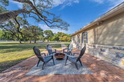5625 Oakview Street, Waco TX 76710 - Photo 2