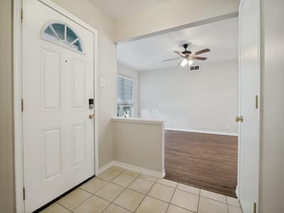 2725 Maverick Avenue, Dallas TX 75228 - Photo 4