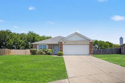 603 River Run Drive, Glenn Heights TX 75154 - Photo 2