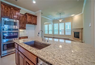 7124 Isle Royal Lane, Irving TX 75063 - Photo 5