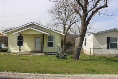 10689 County Road 905, Princeton TX 75407 - Photo 2