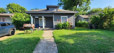 1320 Elmwood Avenue, Fort Worth TX 76104